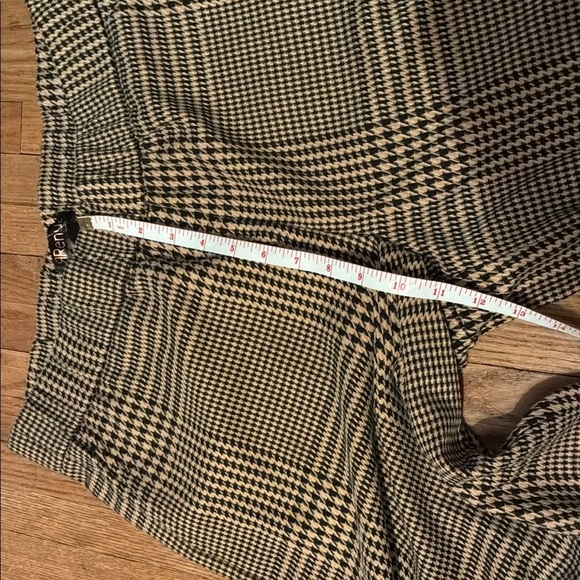 Renuar Beige and Black Checkered Wide Leg Pants - Picture 11 of 14